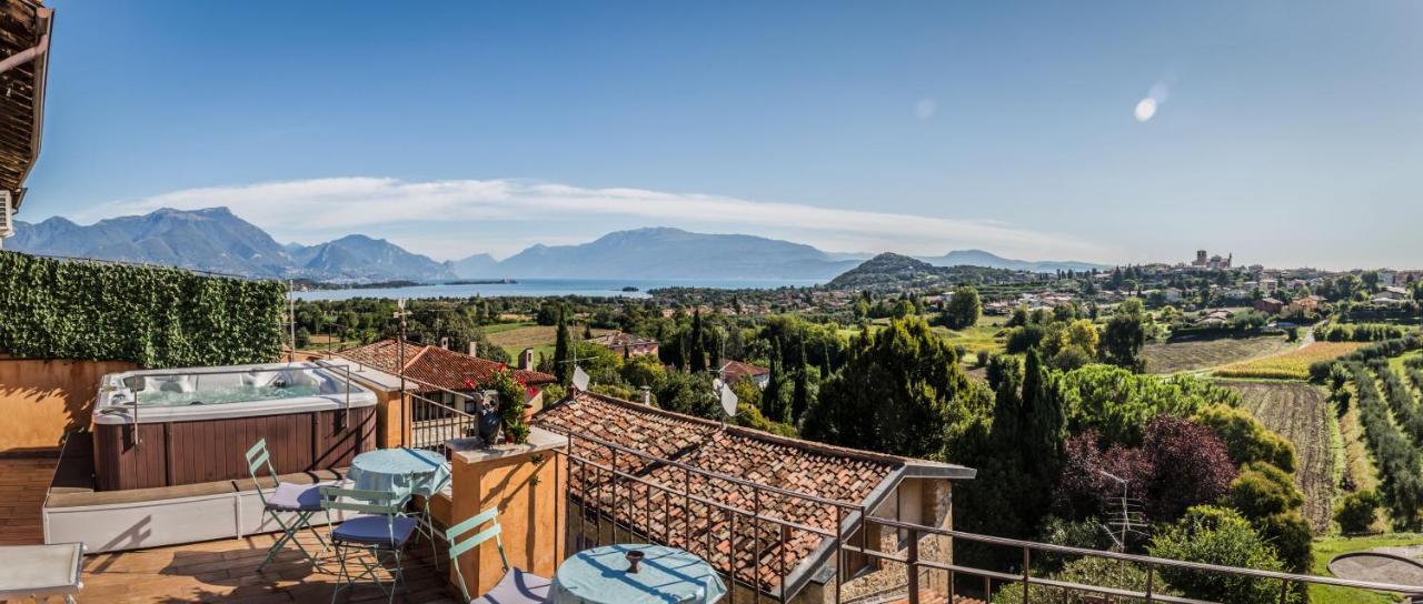 Antico Borgo B&B Con Spa - Adults Only Manerba del Garda Ngoại thất bức ảnh