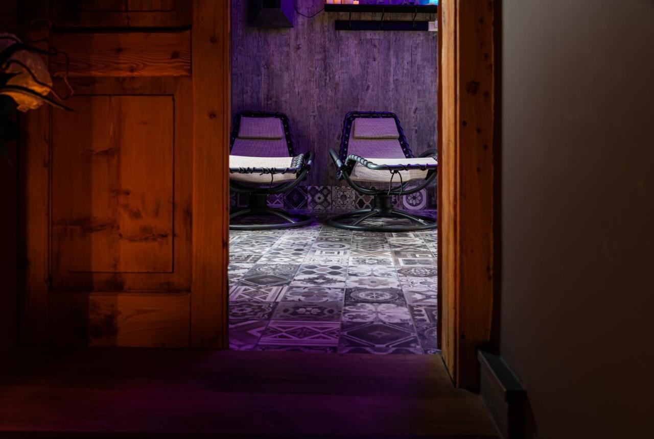 Antico Borgo B&B Con Spa - Adults Only Manerba del Garda Ngoại thất bức ảnh